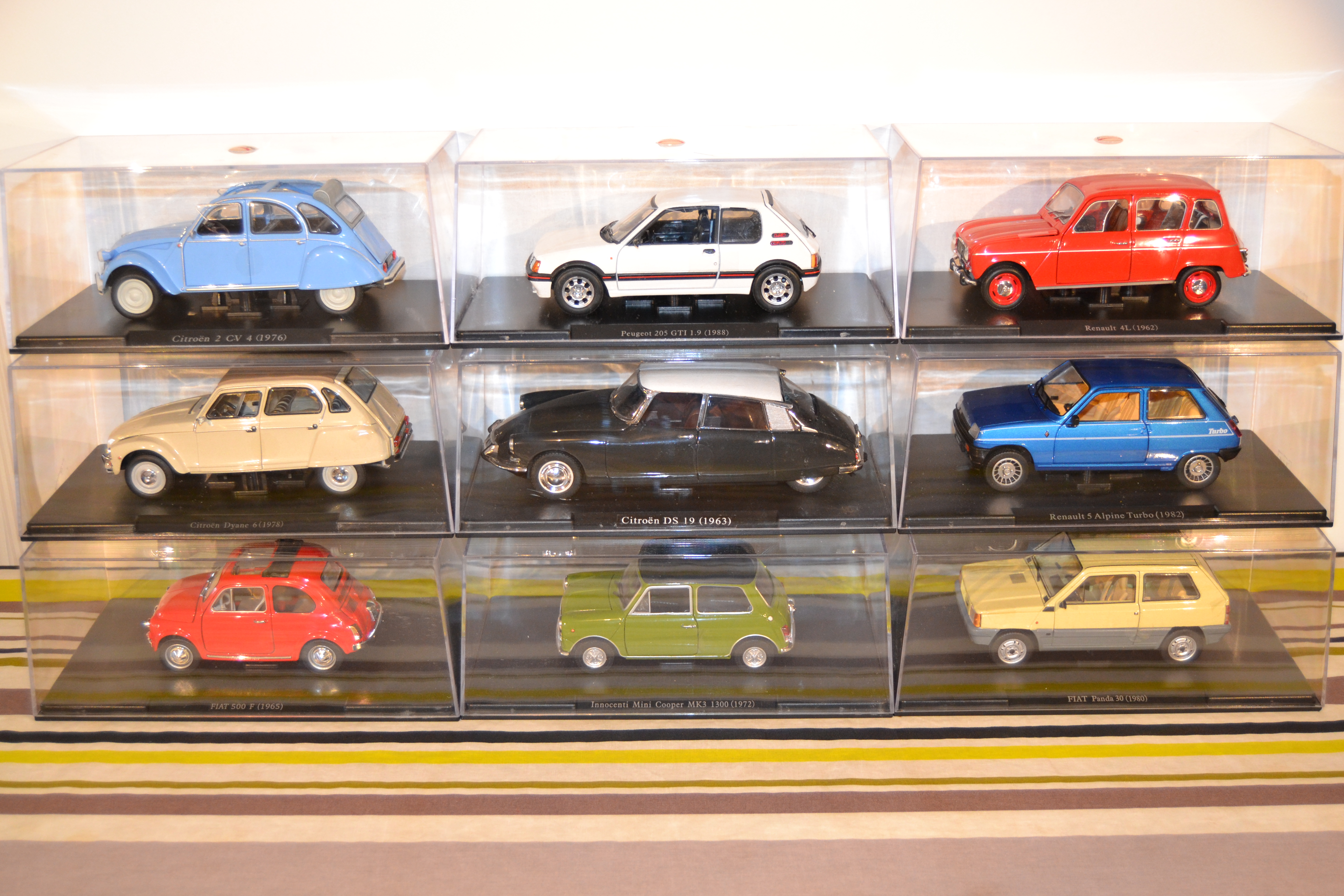 9 miniatures leo models